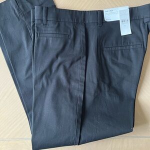 Ann Taylor Black Cropped Pants with Matte Finish